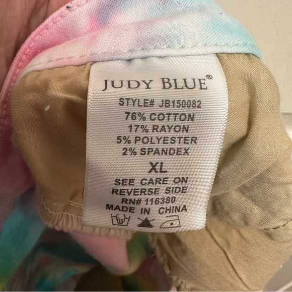 Judy Blue Tie Dye Rainbow Shorts Small Stretch Denim Raw Hem Fray Size XL - Picture 6 of 6